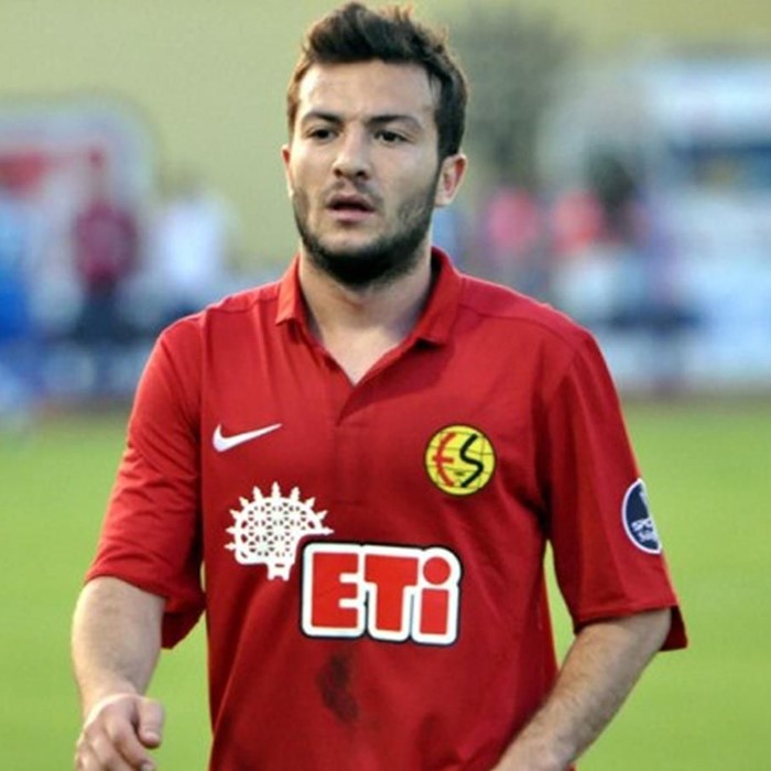 Ozgur Cek